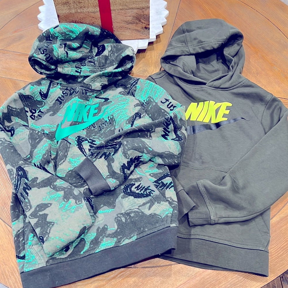 Boys size Medium 2 sweatshirts